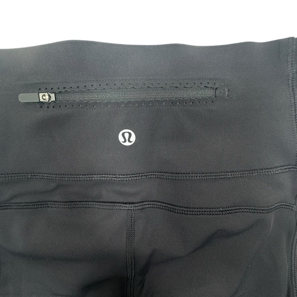 Lululemon Mind Over Miles Crop (17" ) Black Womens siZe 6 - Picture 7 of 9